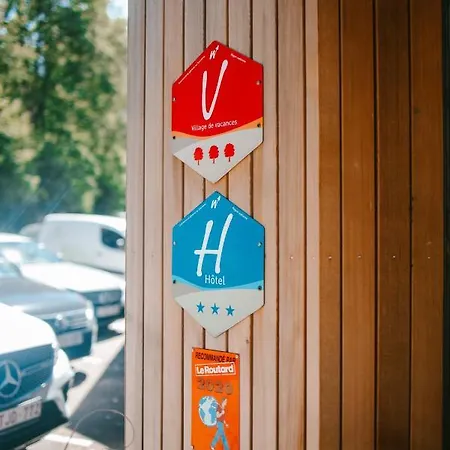 Val D'arimont منتزه العطل